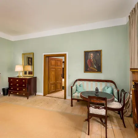 شقة Schloss Friedberg Retreat - Wohnen Im Schloss