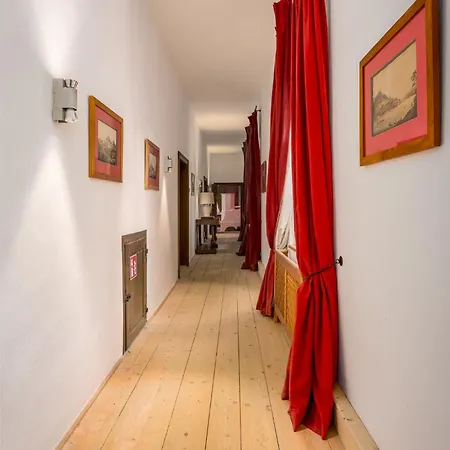 شقة Schloss Friedberg Retreat - Wohnen Im Schloss Kleinvolderberg
